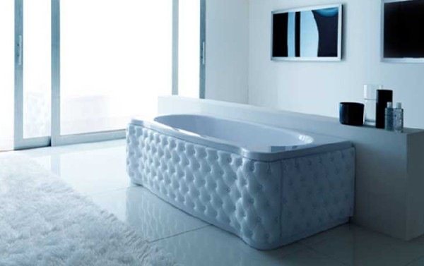 [bathtub1[4].jpg]