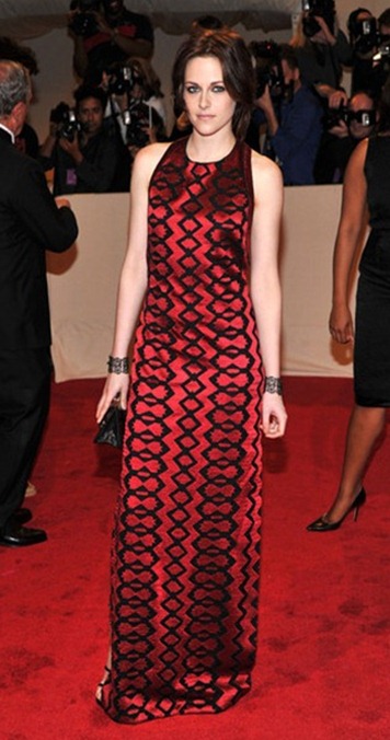 Kristen Stewart in Proenza Schouler at the 2011 met gala_thumb[1]