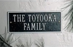 Personal address plaque