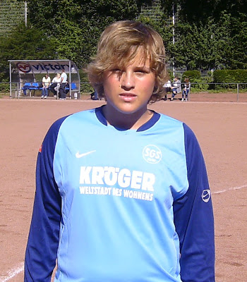 http://lh6.ggpht.com/_Vf8iXeh5BK0/TIOLy_ov-OI/AAAAAAAABGk/_wzbVjGHhUE/s400/BILD7381.JPG