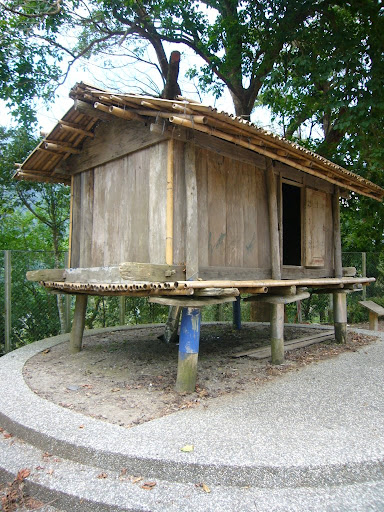 泰雅穀倉