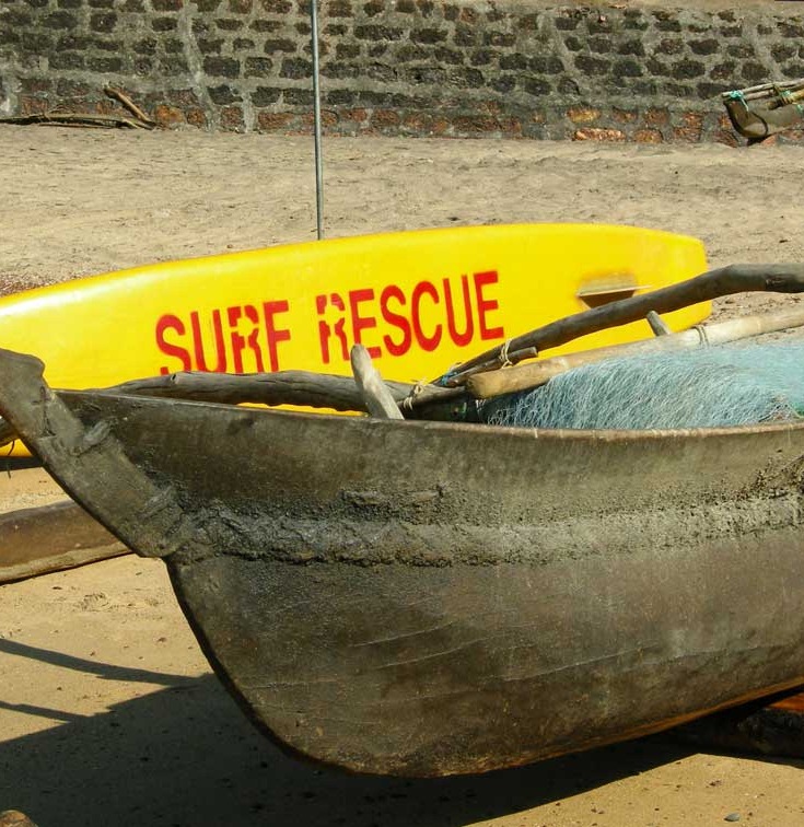 [lifeguards-goa-beaches (4)[5].jpg]