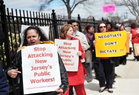 [Pension protest - Jersey Journal file photo[3].jpg]