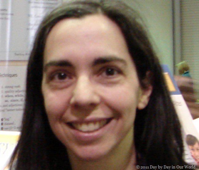 [LauraCloseUpFair2011[9].jpg]