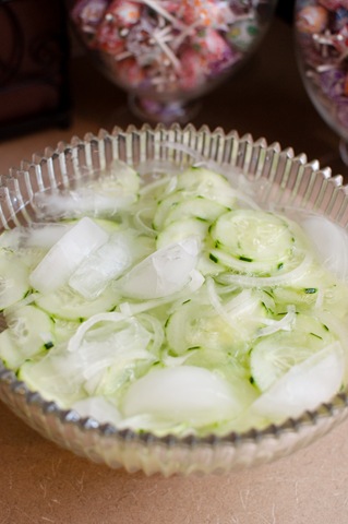 [cucumber&onionsalad4[4].jpg]