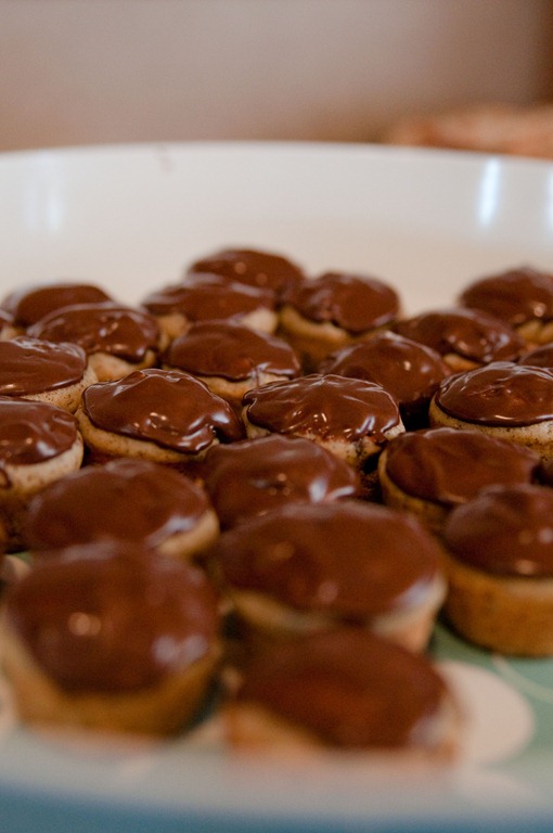 [chocobananamuffins7[5].jpg]