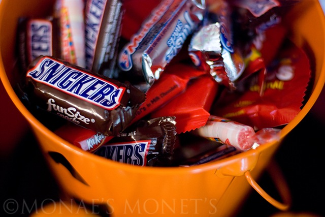 [candy in pail blog[5].jpg]