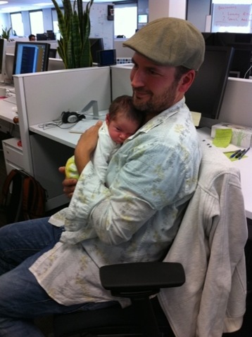 [pappa with lux in office[4].jpg]