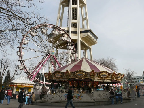 [carnival2[3].jpg]