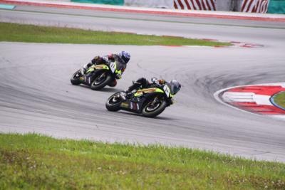 [IMG_0989_400x267[2].jpg]