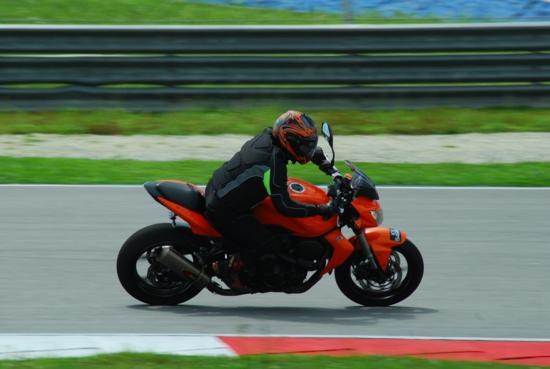 [DSC_0224_550x369[2].jpg]