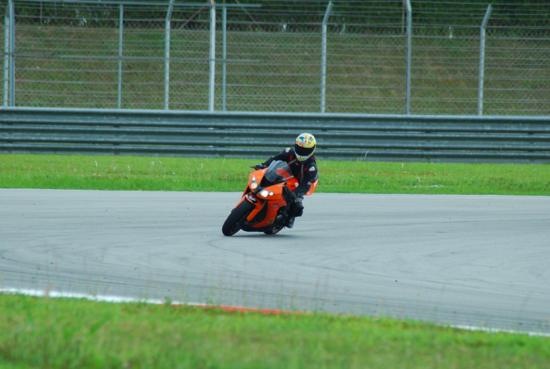 [DSC_0334_550x369[2].jpg]