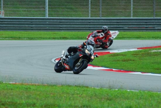 [DSC_0343_550x369[2].jpg]