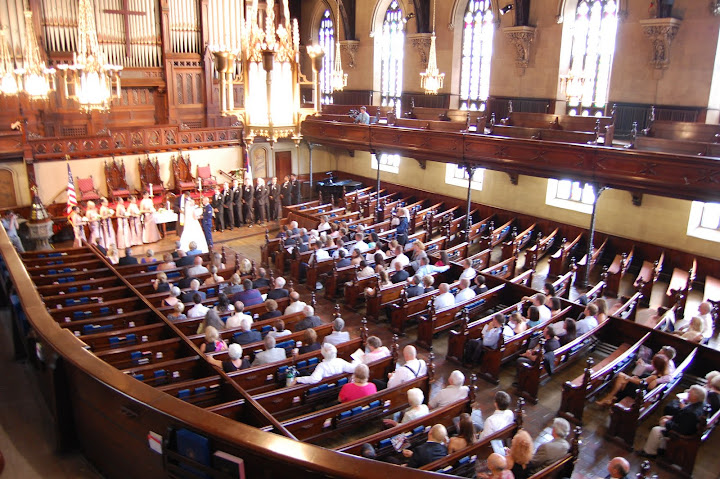 Fort Street Presbyterian Detroit wedding