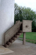[Stairs[1].gif]