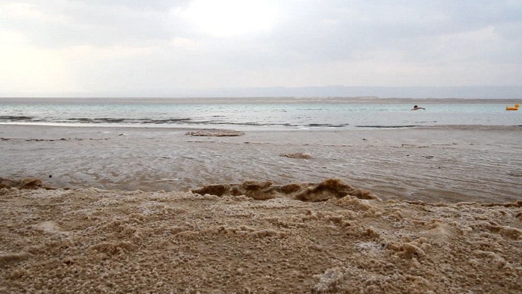 [DeadSea2[6].jpg]