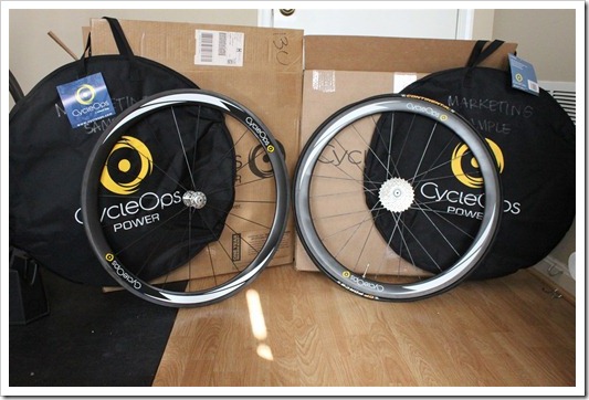 CycleOps PowerTap Wheelset Unboxed CycleOps PowerTap Wheelset Unboxed