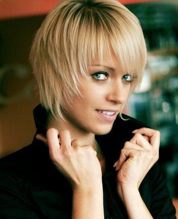 how to do hairstyles with short hair