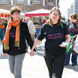 Hand-in-hand-loopactie (17 april 2010)