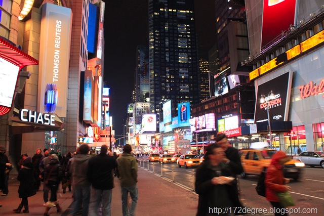 [newyork 529[10].jpg]