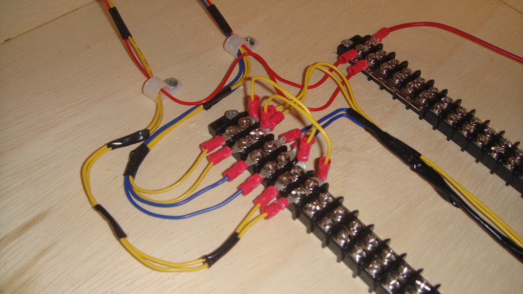 [DSC04393_switch wiring - jumpers for crossover[3].jpg]