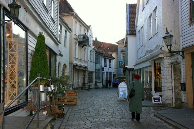 [Bergen2010 033-2[3].jpg]
