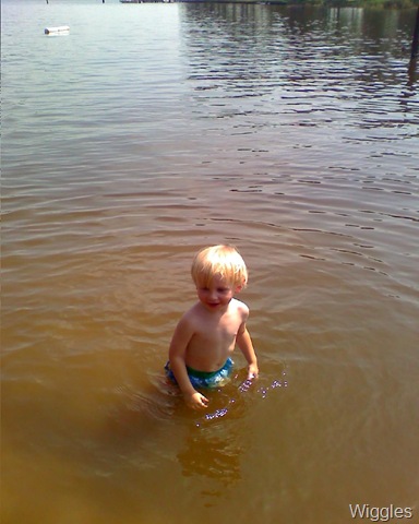 [Aaron in lake[3].jpg]