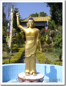 buddha finger up: click to zoom, new window