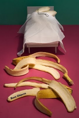 [banana-peels[6].jpg]