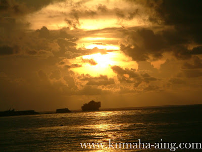 Sunset di Pantai Santolo