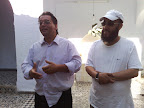Mehdi Flores y el director de la cadena de TV Arabia