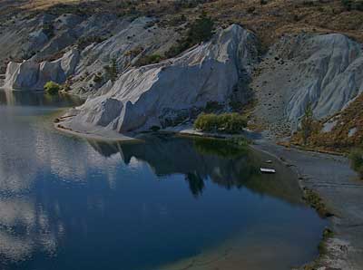 blue-lake-st.bathans.jpg