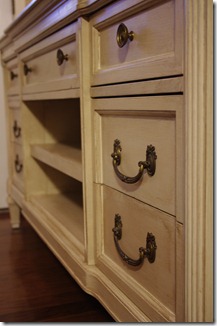 dresser 2
