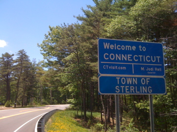 Connecticut Border sign