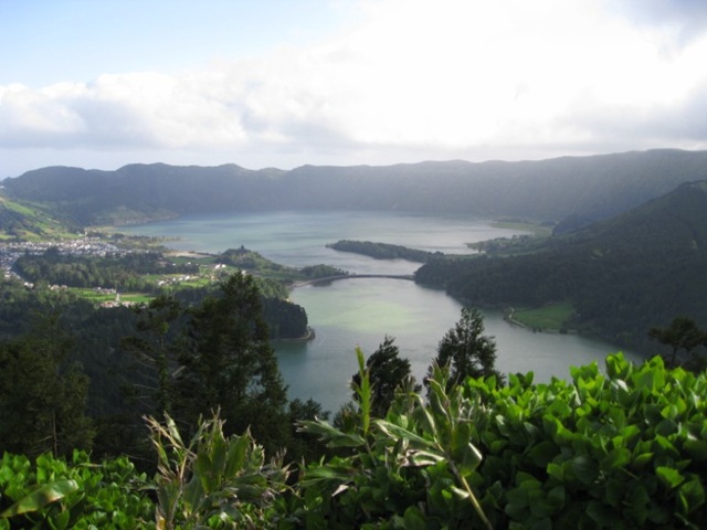 [IMG_2221800x6003.jpg]