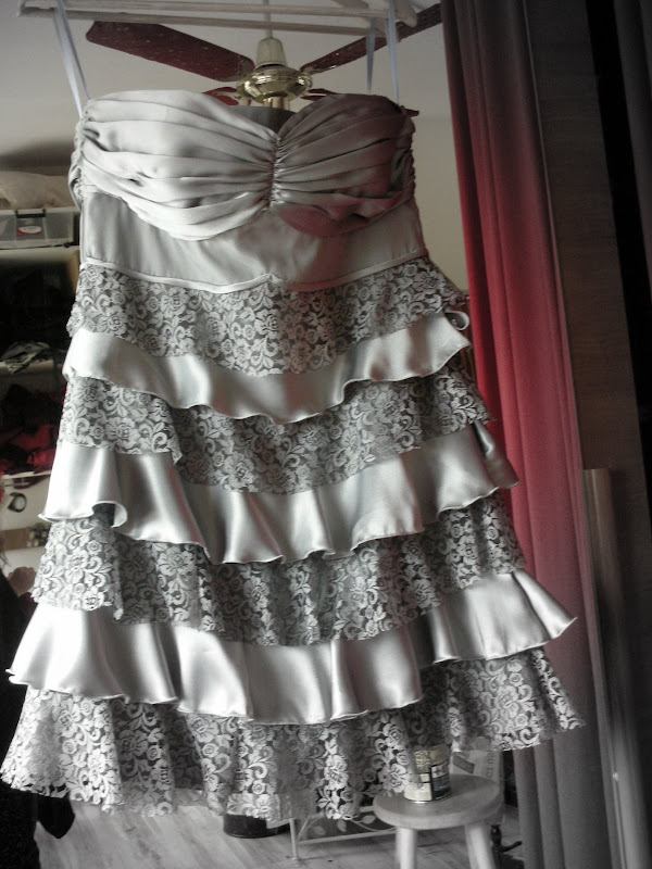 robe grise
