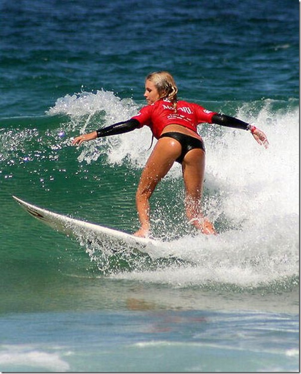 As bundas das surfistas (4)