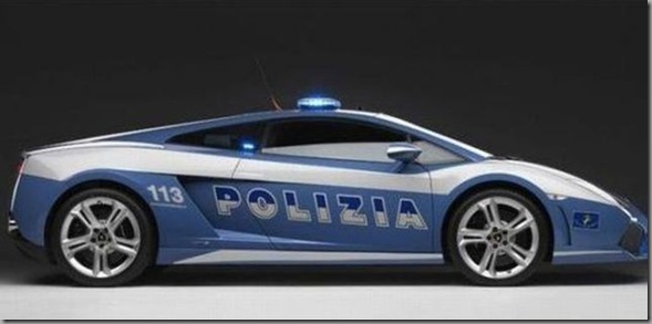 Carro da policia na Itália (2) Carro da policia na Itália (2)