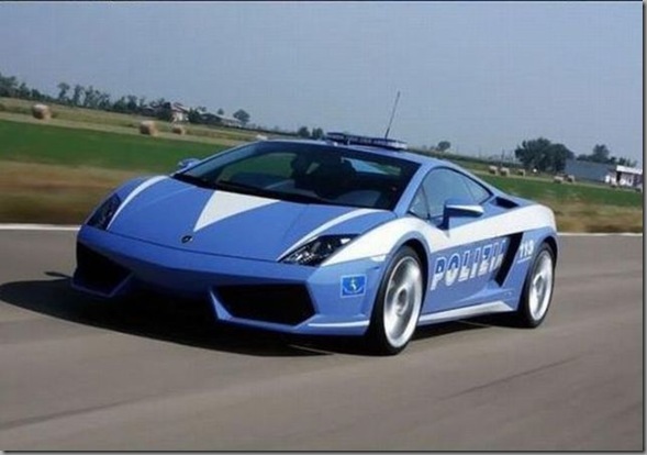 Carro da policia na Itália (5) Carro da policia na Itália (5)