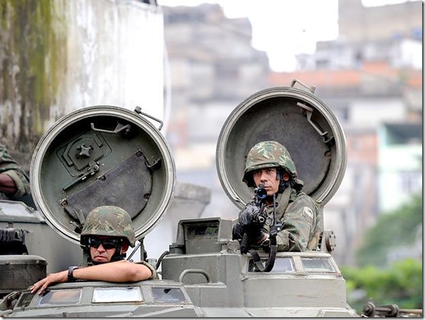 rio de janeiro em guerra fotos do caos (10)