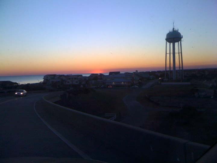 [holdenbeach2010 003[5].jpg]