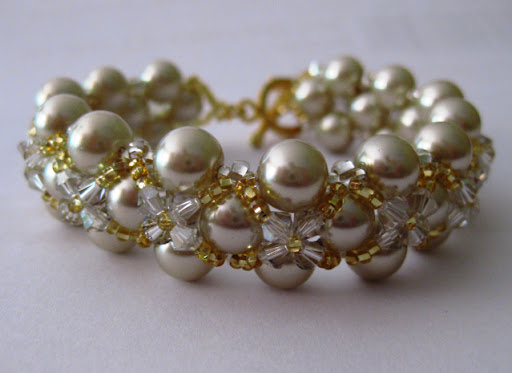 *Kisses* DIY Bracelet - Coffee/Gold