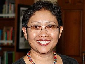 [endang_rahayu_setyaningsih_300_225[4].jpg]
