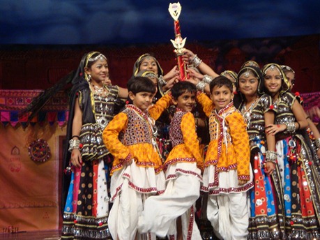 [TalentShow2009award027.jpg]