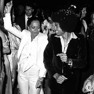 รูปภาพ ไมเคิล แจ็คสัน Michael Jackson ร่วมอาลัย ศิลปินชื่อก้องโล