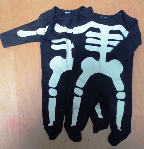 [Skeleton Suits[4].jpg]