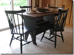 Kitchen table 003