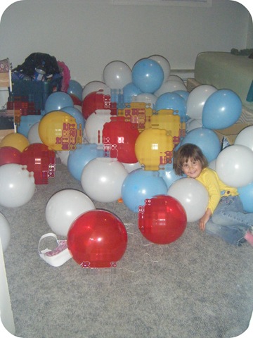[balloons[2].jpg]