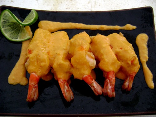  กุ้งราดซอสมันปู - ปังเย็น
