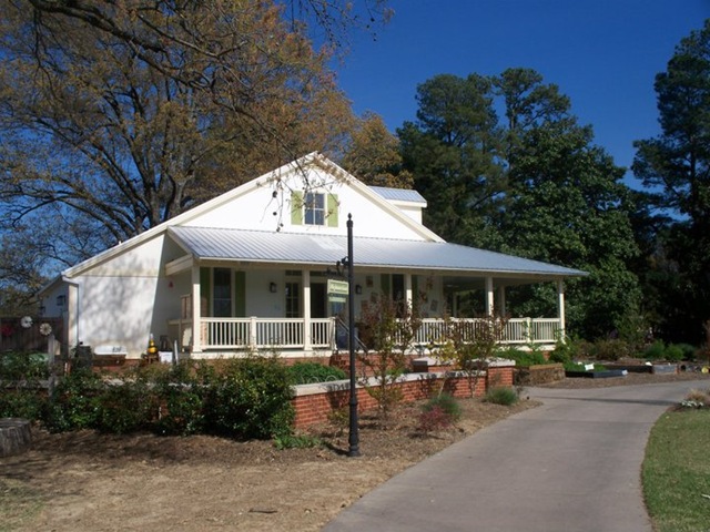 [bby103.jpg]